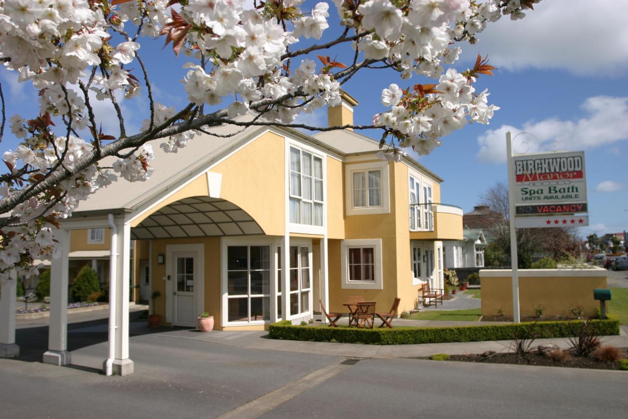 موتيل إنفيركارجِِيل Birchwood Manor المظهر الخارجي الصورة
